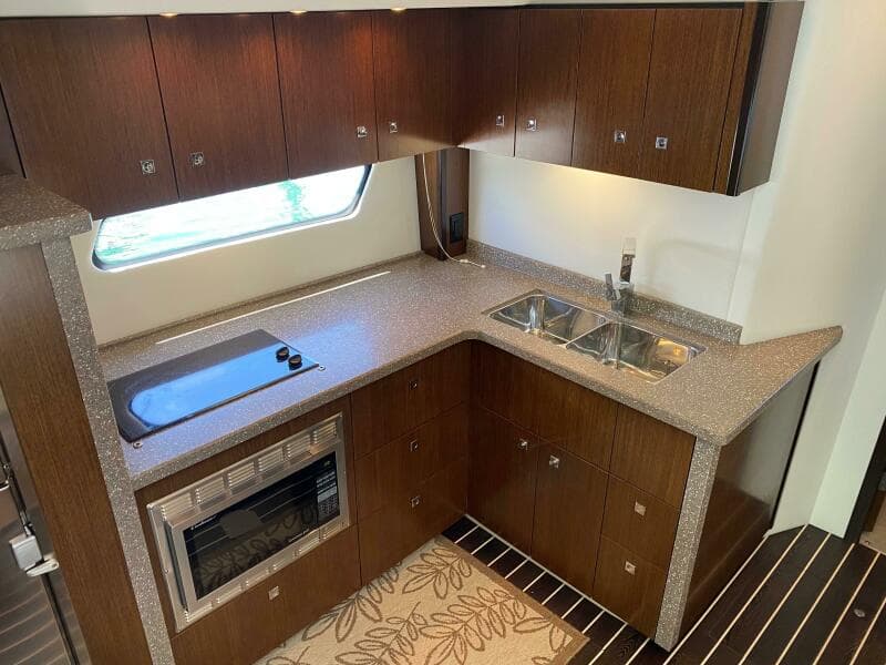 2012 Cruisers Yachts 48 Cantius