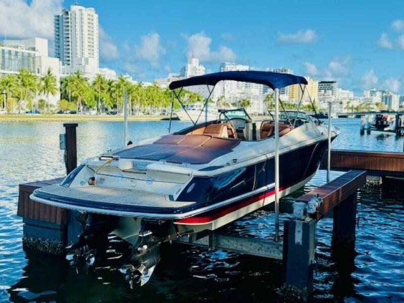 2015 Chris-Craft Launch 32
