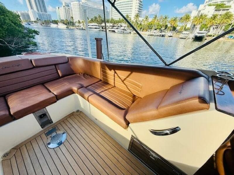 2015 Chris-Craft Launch 32