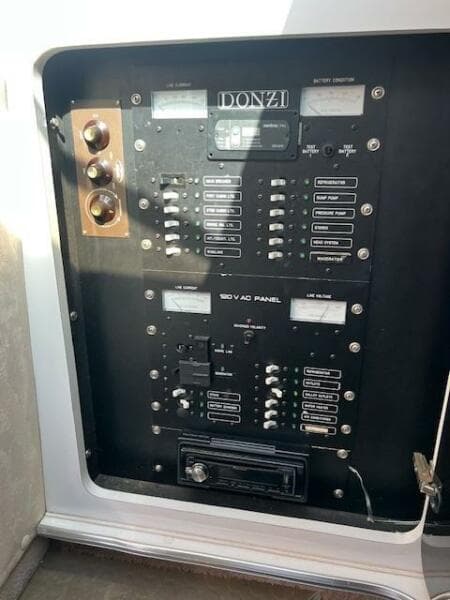 1990 Donzi 30