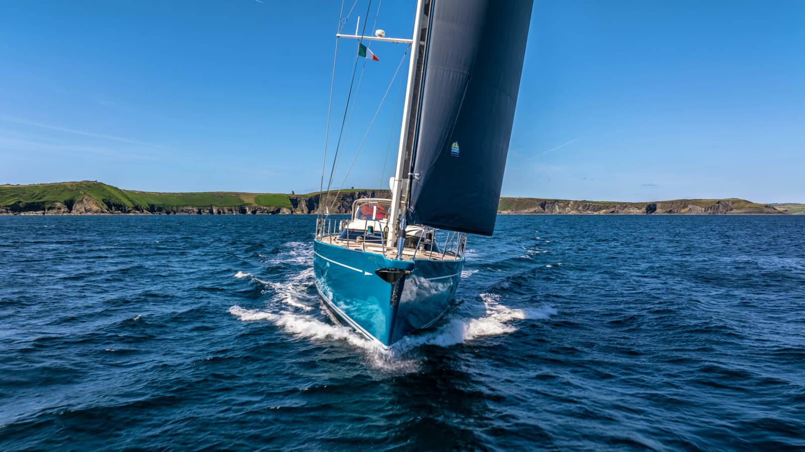 2013 Oyster Yachts Oyster 885