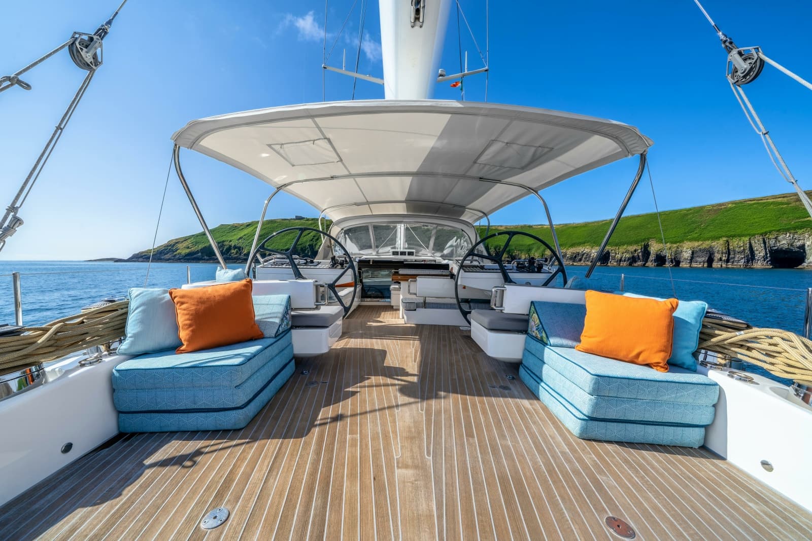 2013 Oyster Yachts Oyster 885