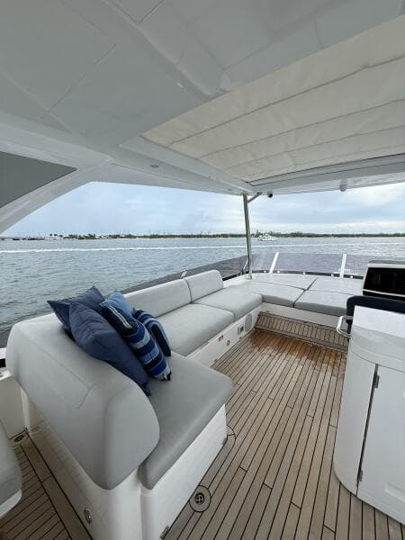 2022 Sunseeker Manhattan 68