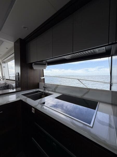 2022 Sunseeker Manhattan 68