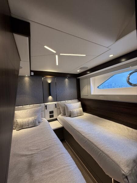 2022 Sunseeker Manhattan 68