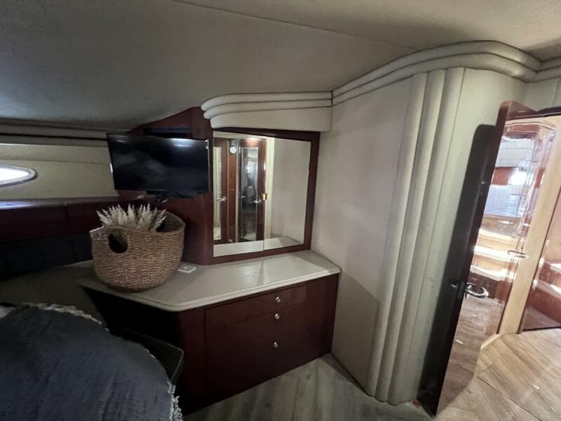 2002 Sea Ray 560 Sedan Cruiser