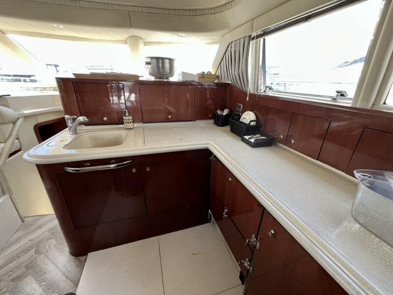 2002 Sea Ray 560 Sedan Cruiser