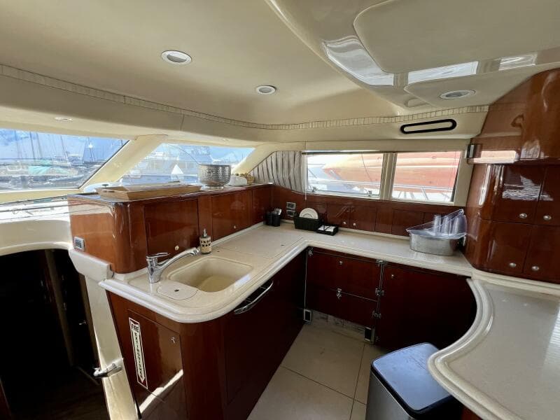 2002 Sea Ray 560 Sedan Cruiser