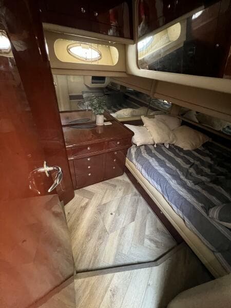 2002 Sea Ray 560 Sedan Cruiser