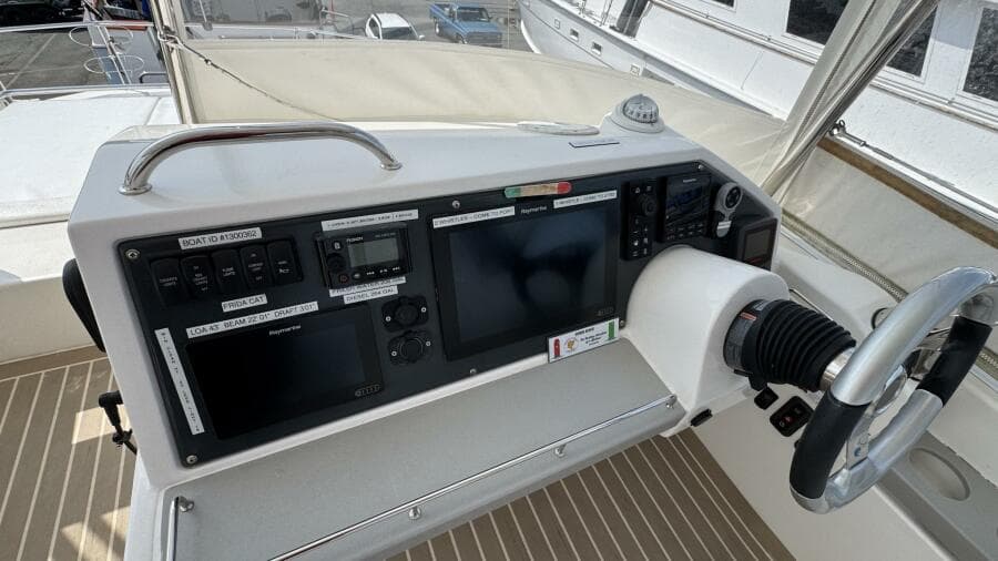 Flybridge Helm Controls