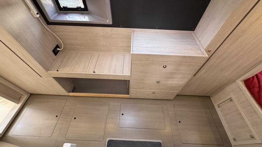 Starboard Hull Companionway Storage
