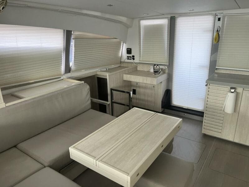 Dinette Looking Forward