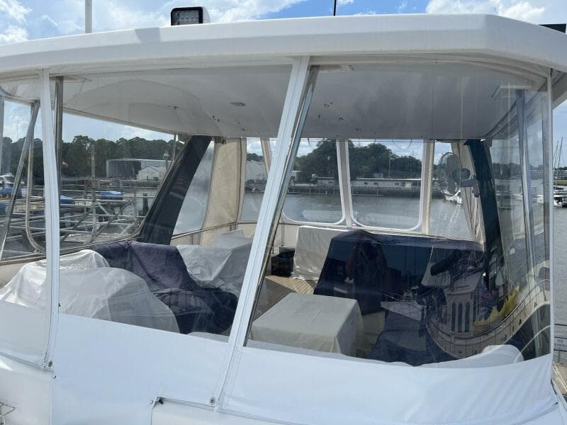 Enclosed Flybridge