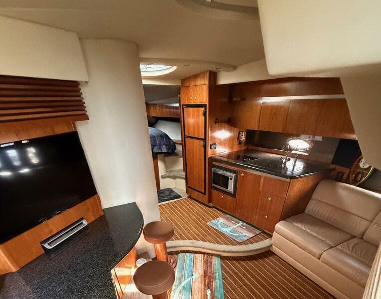 2006 Cruisers Yachts 420 Express