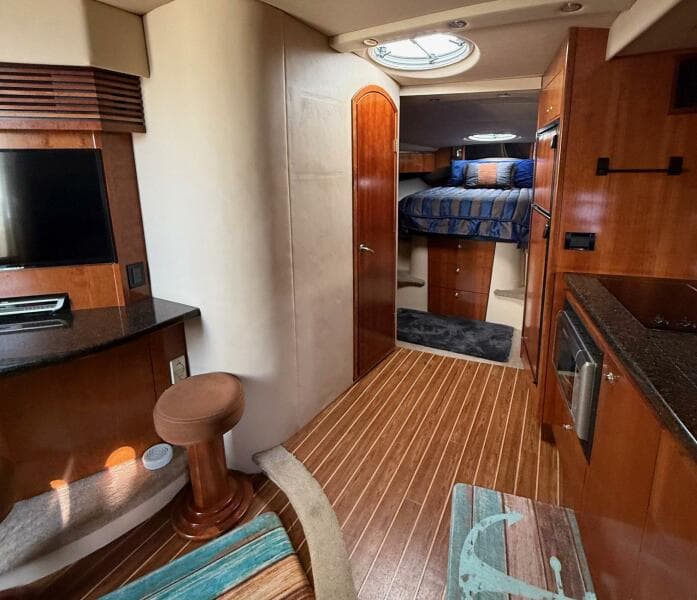 2006 Cruisers Yachts 420 Express