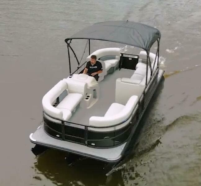 2024 Vision WX Tritoon