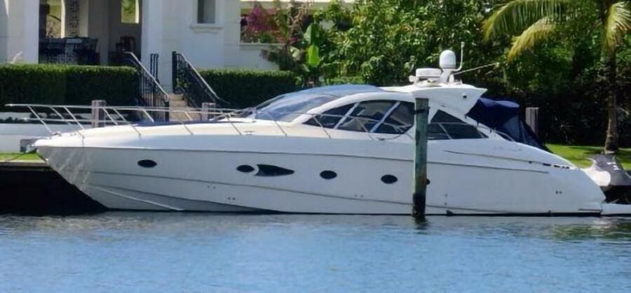 2010 Azimut Atlantis 54