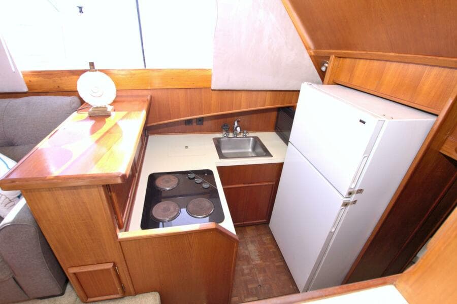 1990 Post 44 Sport Fisherman