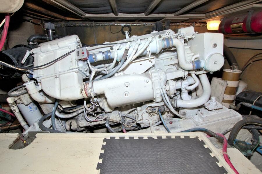 1990 Post 44 Sport Fisherman