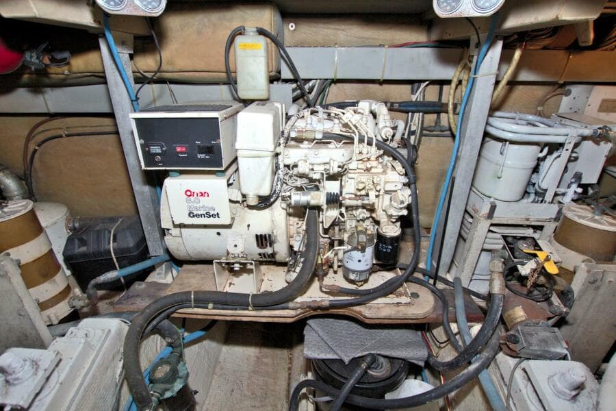 1990 Post 44 Sport Fisherman
