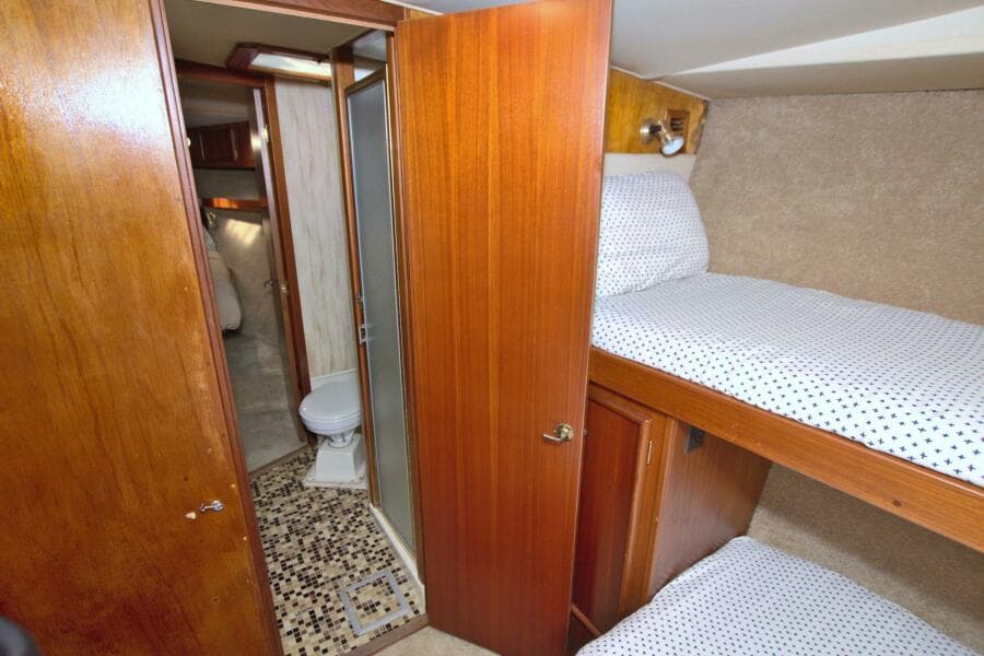 1990 Post 44 Sport Fisherman
