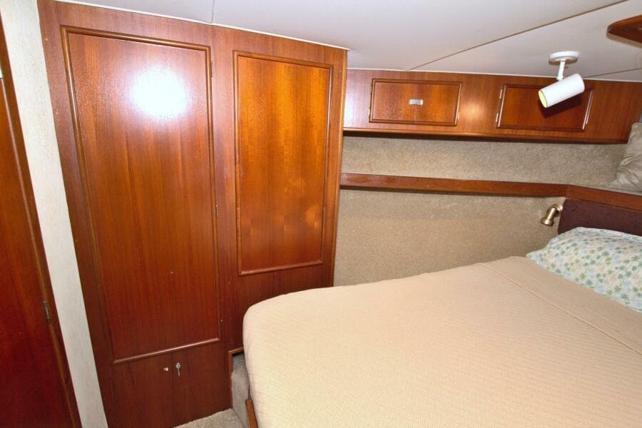 1990 Post 44 Sport Fisherman