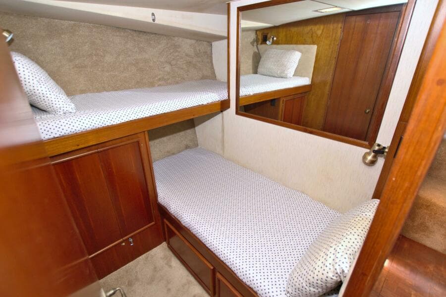 1990 Post 44 Sport Fisherman