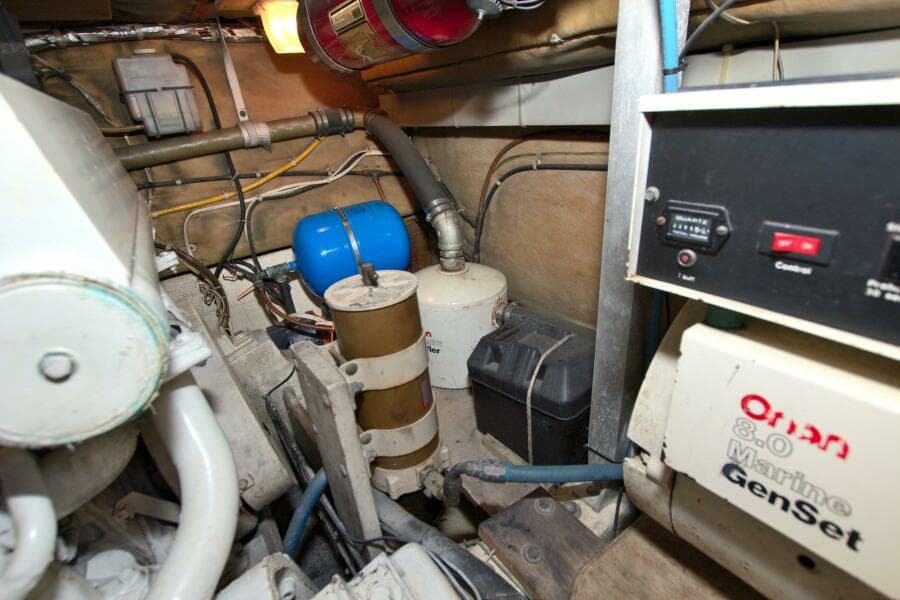 1990 Post 44 Sport Fisherman