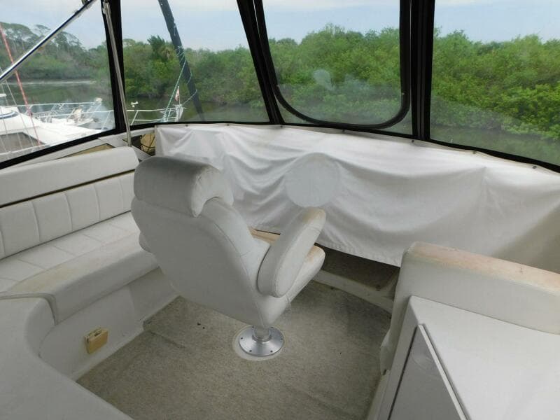 2003 Carver 44 CPMY
