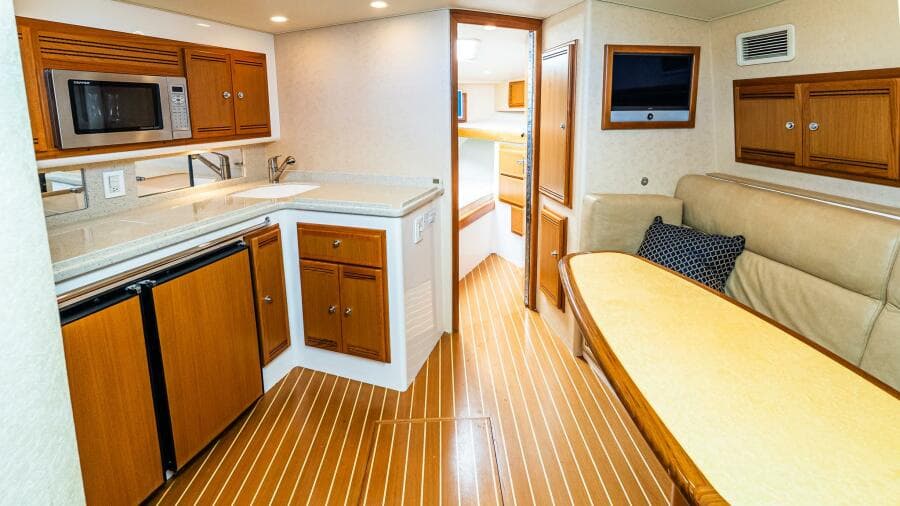 2008 Cabo 38 Express