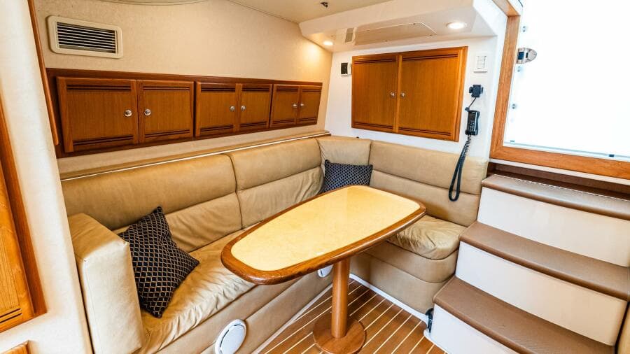2008 Cabo 38 Express