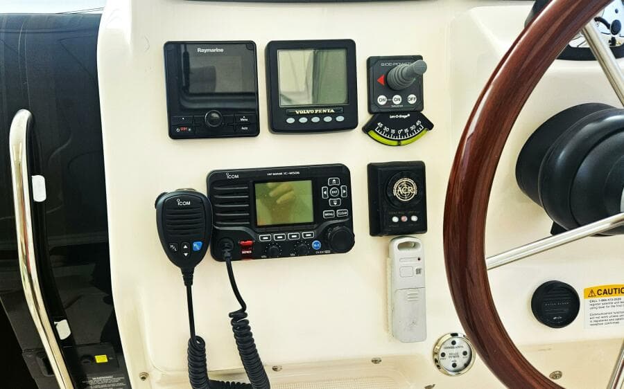2006 Tiara Yachts 4300 Sovran