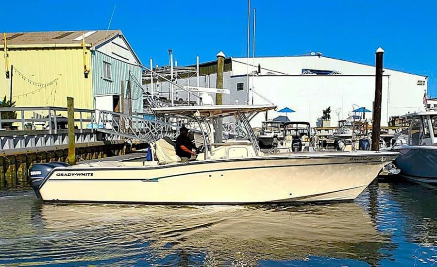 2011 Grady-White 