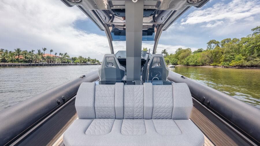 2025 Skipper 38 Sunbed