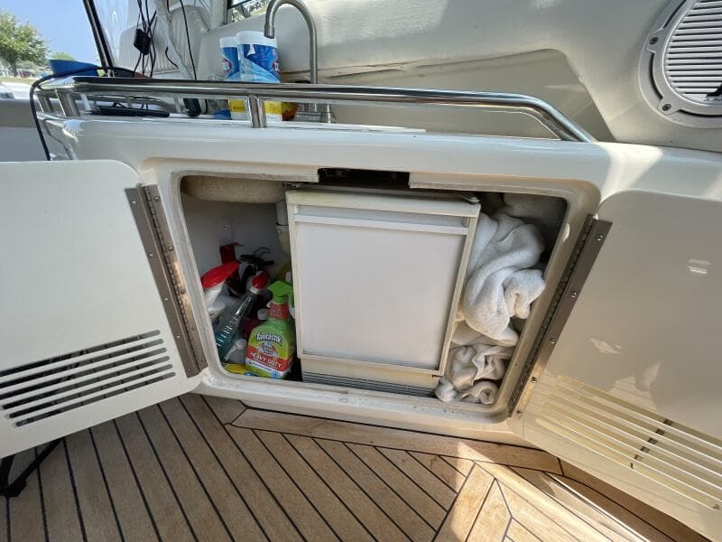 1998 Sea Ray 630 Super Sun Sport