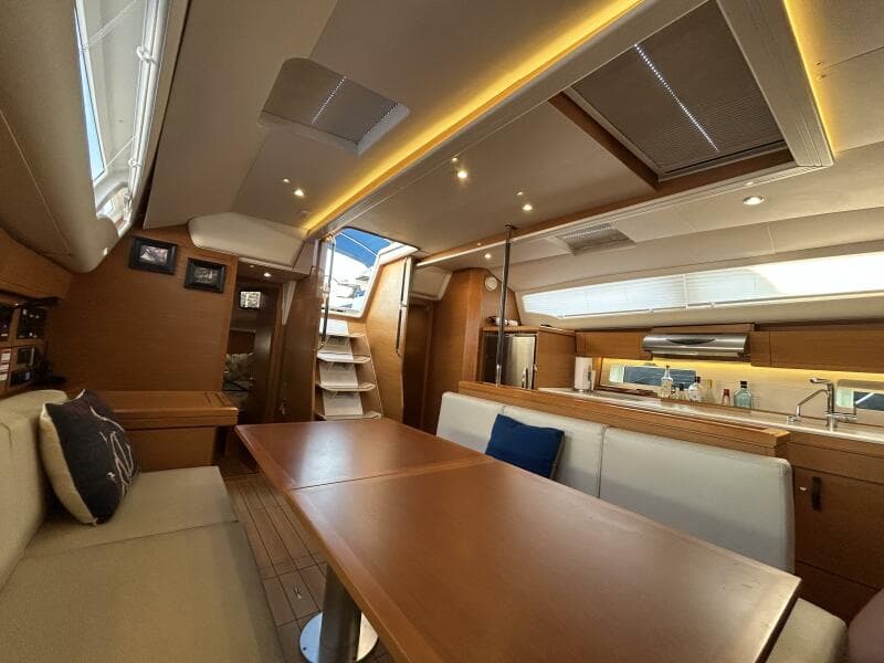 2017 Jeanneau 54