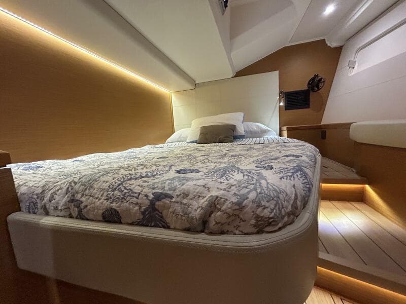 2017 Jeanneau 54