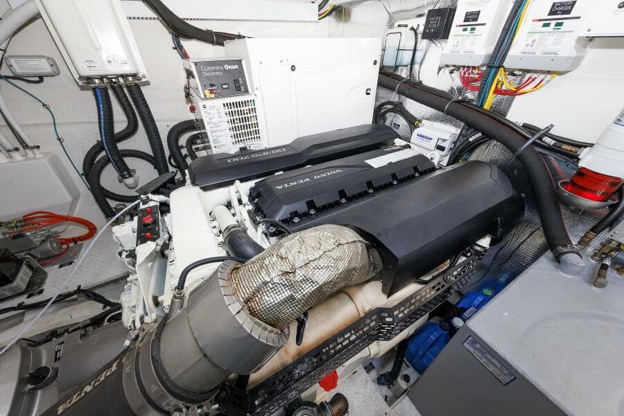 Engine   Port