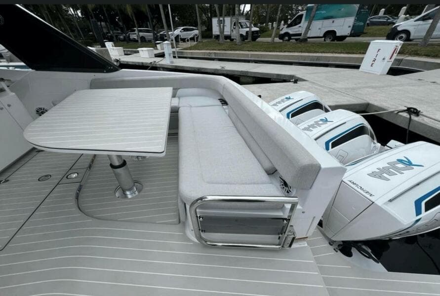 2022 Azimut Verve 42