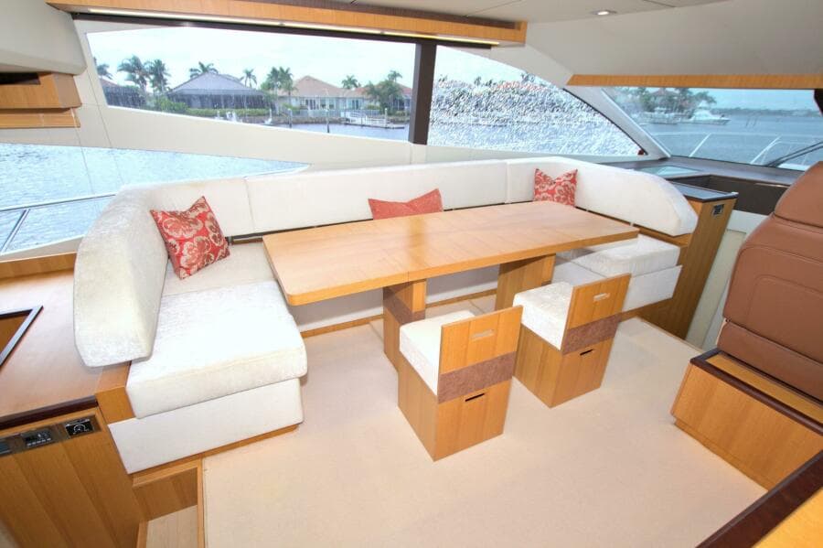 2015 Dyna Yachts 60 Pilothouse Motoryacht