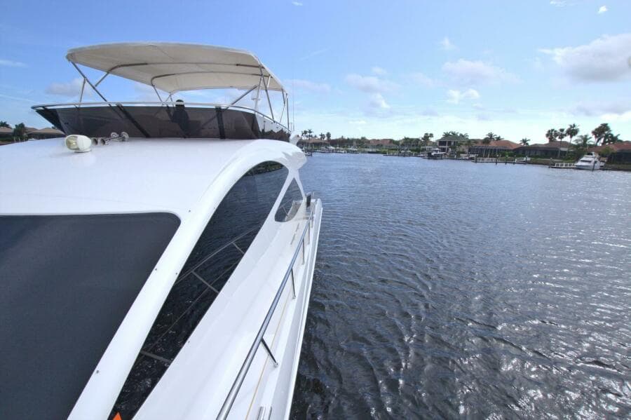 2015 Dyna Yachts 60 Pilothouse Motoryacht