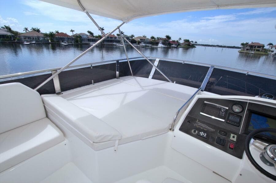 2015 Dyna Yachts 60 Pilothouse Motoryacht