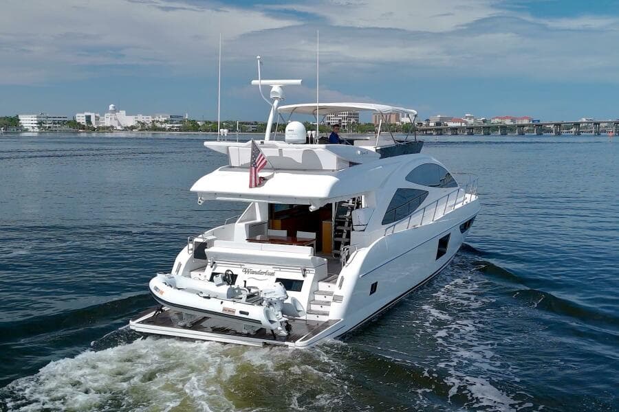 2015 Dyna Yachts 60 Pilothouse Motoryacht