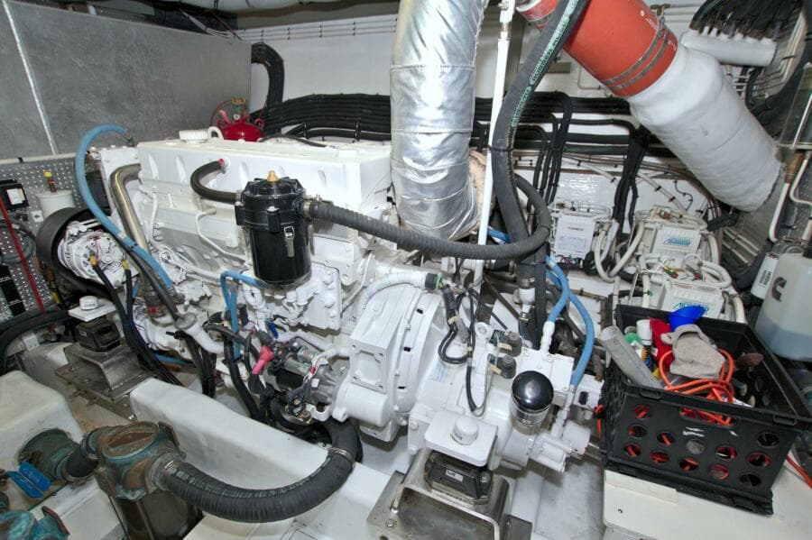 2015 Dyna Yachts 60 Pilothouse Motoryacht