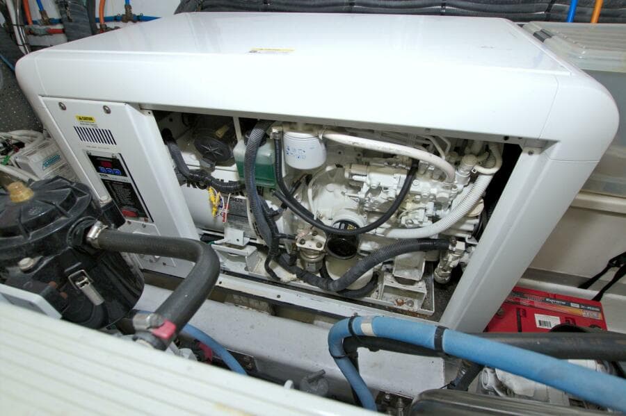 2015 Dyna Yachts 60 Pilothouse Motoryacht