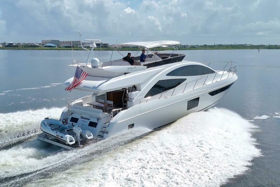 2015 Dyna Yachts 60 Pilothouse Motoryacht