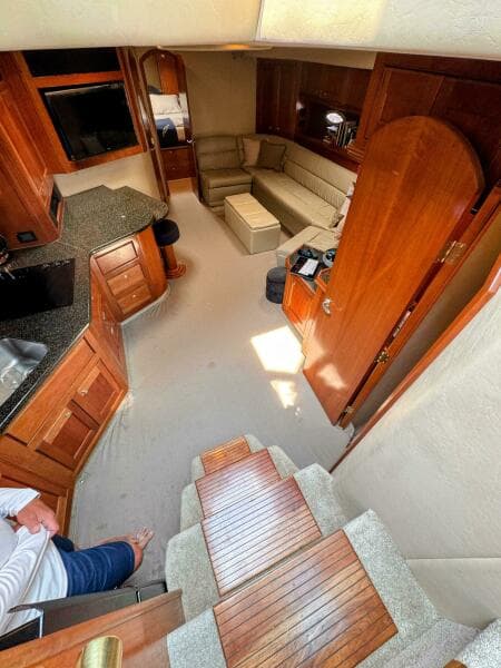2005 Cruisers Yachts 540 Express