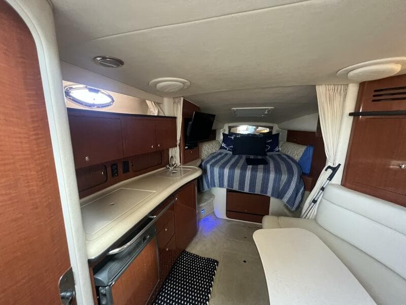 2003 Sea Ray 320 Sundancer