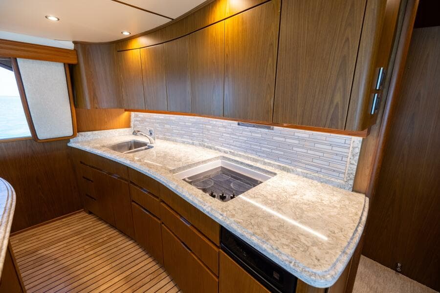 2011 Viking 70 Convertible