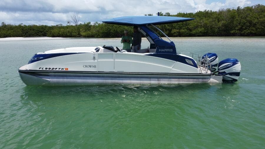 2021 Harris Crowne SL 270 Twin Engine